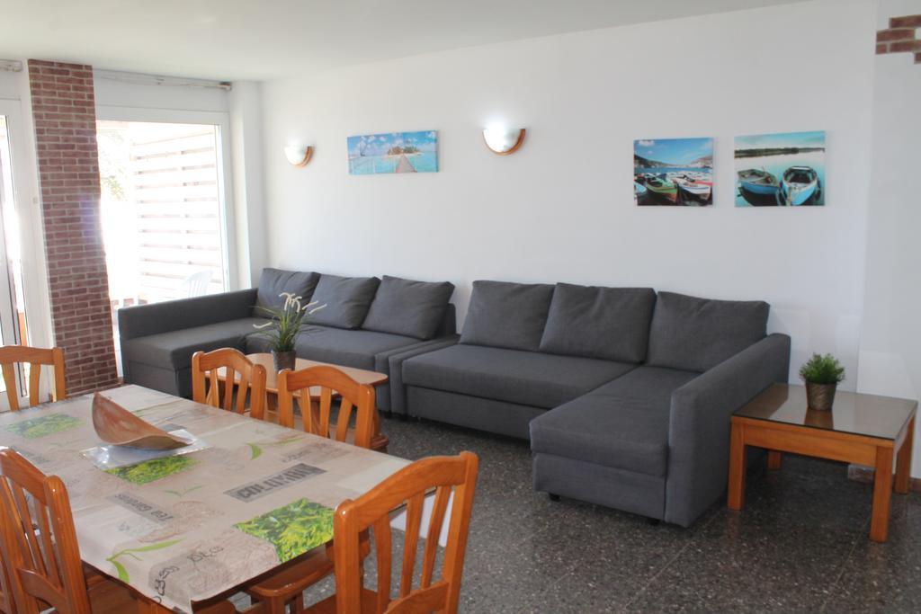 יורט דה מאר Piso Jover Alojamiento Para Mayores De 25 Anos !! מראה חיצוני תמונה